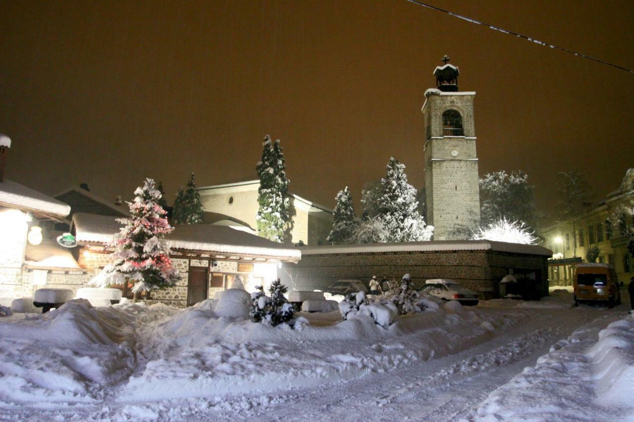 Cozy Apartment Next To Gondola Bansko Exterior photo